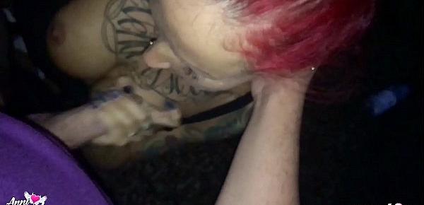 Deutsche Strassenhure gibt fremden einen Blowjob im Park in Hamburg - German Redhead